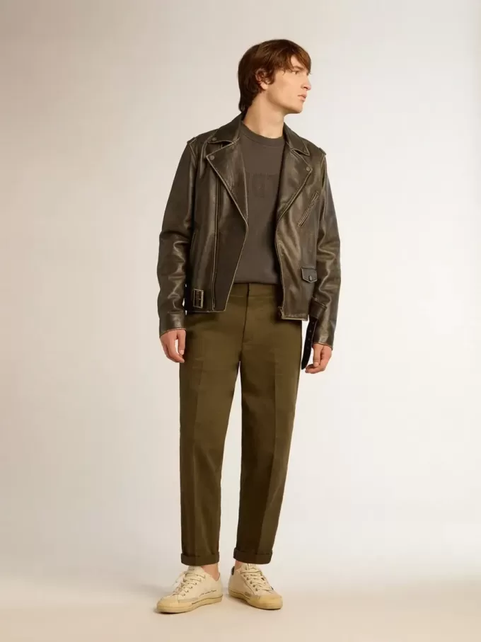 Militairgroene chino uit de Golden Collection