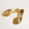 Nico sandalen met kittenhak in metallic goudkleurig leer