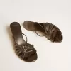 Nico sandalen met kittenhak in metallic grijs leer