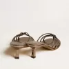 Nico sandalen met kittenhak in metallic grijs leer