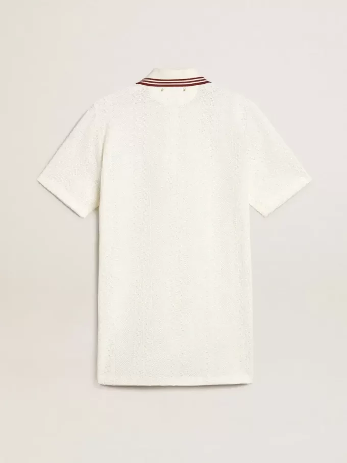 Oasis polojurk voor dames in wit geperforeerd jersey met bordeauxrode strepen
