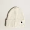 Off-white katoenen beanie met contrasterende zwarte ster