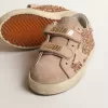 Old School Young in perzikroze glitter met roze suède ster