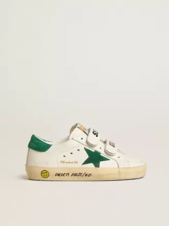Old School Young met groene suède ster en hielstuk