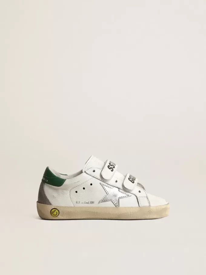 Old School Young met metallic leren ster en groene hiellip