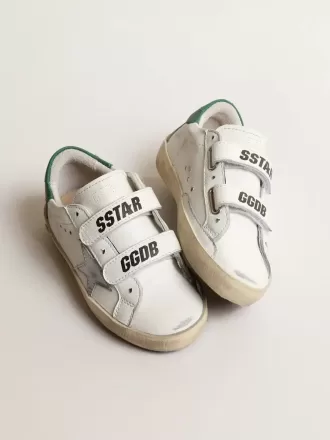 Old School Young met metallic leren ster en groene hiellip