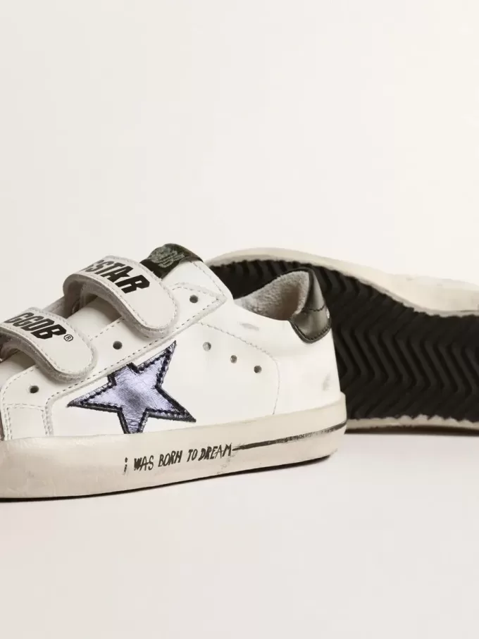 Old School Young met metallic leren ster en zwarte hiellip