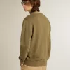 Olijfgroen herensweatshirt met gouden letters