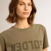 Olijfgroen T-shirt voor dames met gouden letters
