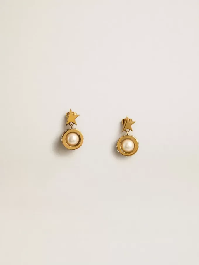 Oorbellen met gouden ster en parel
