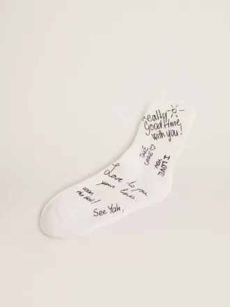 Optisch witte sokken met zwarte letters