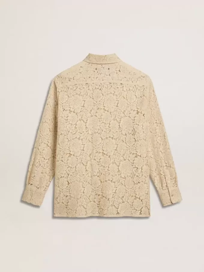 Oversized shirt in crèmekleurig doorschijnend kant