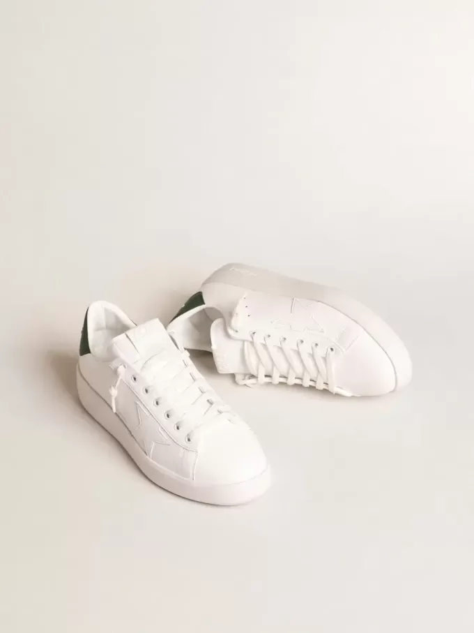 Purestar met witte bio-based ster en matgroene leren hiellip.