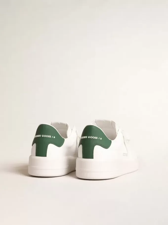 Purestar met witte bio-based ster en matgroene leren hiellip.