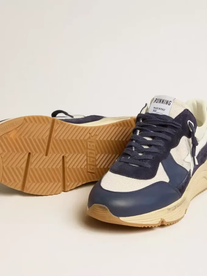 Running Sole in crèmekleurig mesh en blauw leer met een witte leren ster