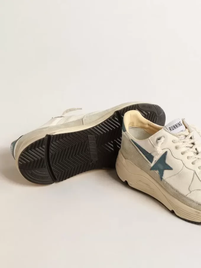 Running Sole in nappa met blauwe leren ster en suède inzetstuk