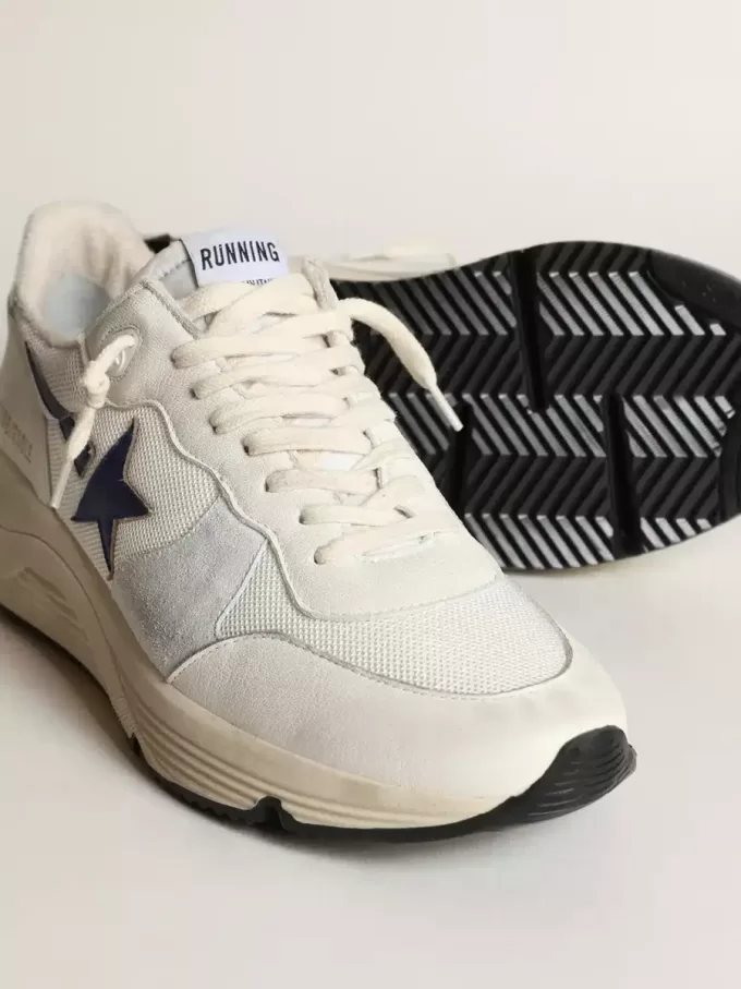 Running Sole in wit leer en mesh met blauwe gelamineerde leren ster