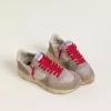 Running Sole LTD in roze nylon met witte leren ster