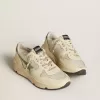 Running Sole LTD voor dames, gemaakt van nylon en nappa met nubuck ster en hielstuk