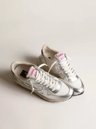 Running Sole van nylon en zilverkleurig metallic leer met lichtblauwe ster