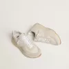 Running Sole voor dames van canvas met beige ster en platina metallic leren hielstuk