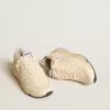 Running Sole voor dames van nappaleer met roze leren ster en blauwe leren hielband.