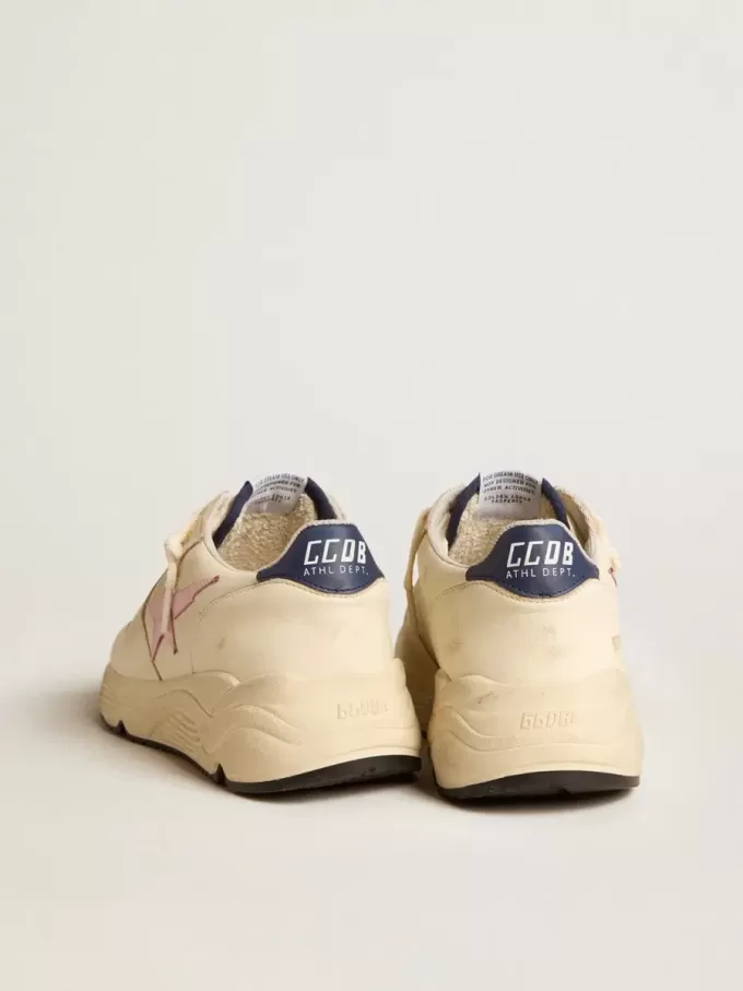 Running Sole voor dames van nappaleer met roze leren ster en blauwe leren hielband.