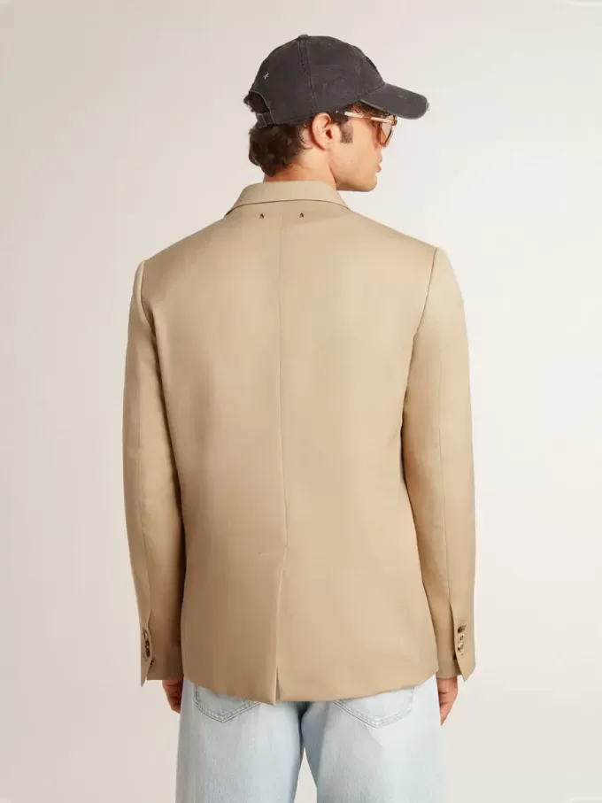 Single-breasted blazer in zandkleur met hoornknopen