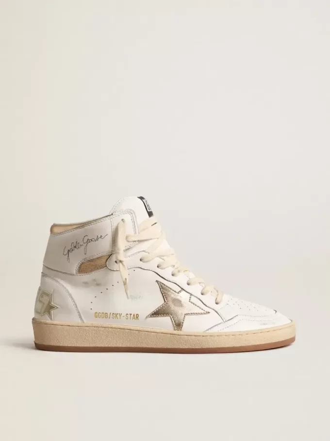 Sky-Star in wit nappaleer met gouden metallic leren ster en hielstuk