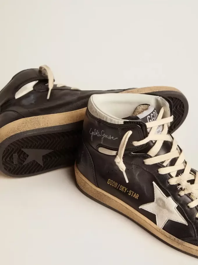 Sky-Star voor dames in zwart nappa met witte ster
