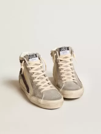 Slipper met grijze leren ster en wijnrode glitteraccenten