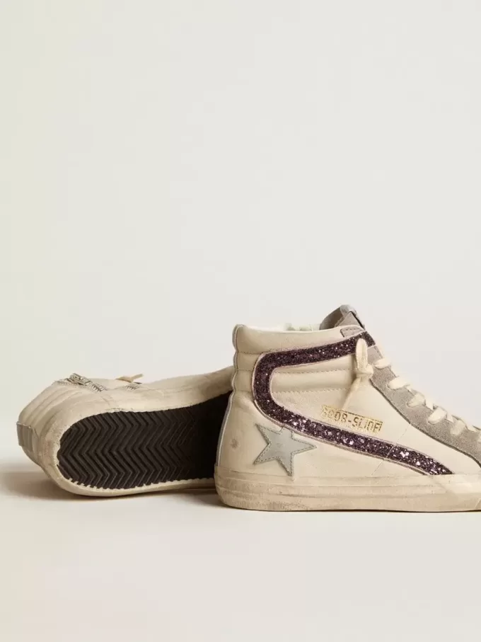 Slipper met grijze leren ster en wijnrode glitteraccenten