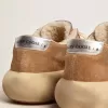 Space-Star damesschoenen van tabakskleurig suède met schapenvachtvoering