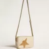 Star Bag in boterkleurig gehamerd leer met Swarovski-kristallen ster