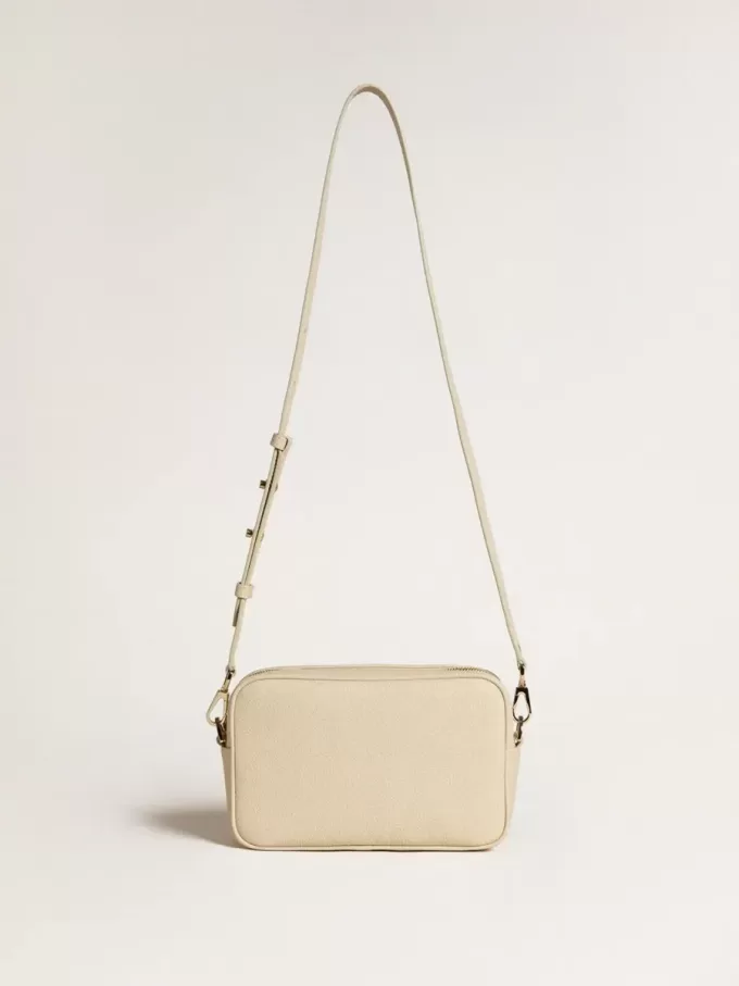Star Bag in boterkleurig gehamerd leer met Swarovski-kristallen ster