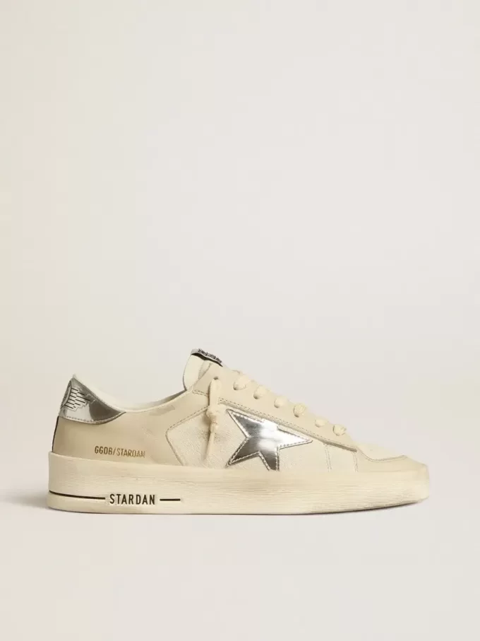 Stardan in nappa met zilveren ster met spiegeleffect en hielbandje