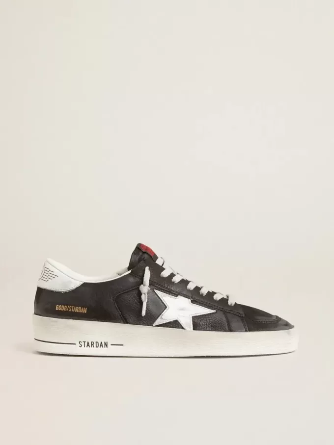 Stardan in zwart nubuck en mesh met grijze leren ster en hielstuk
