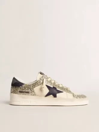 Stardan voor dames in platina glitter met donkerblauwe suède ster en hielbandje