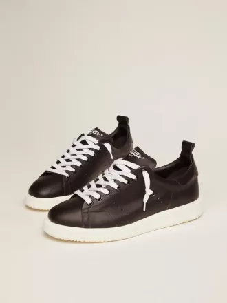 Starter sneakers in volledig zwart leer