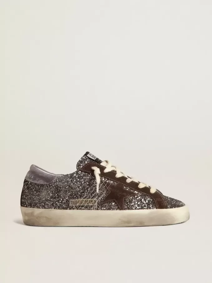 Super-Star in glitter met een bruine ster en lila hielbandje