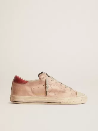 Super-Star LTD in roze nubuck met geperforeerde ster en leren hielstuk