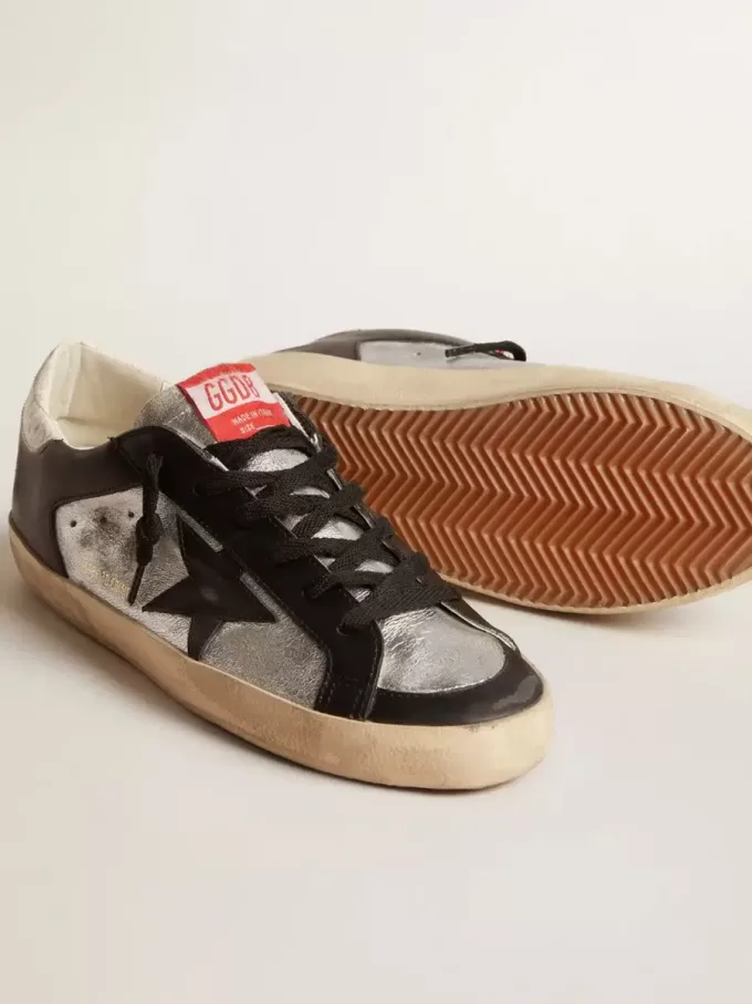 Super-Star LTD van metallic leer met zwarte leren ster en inzetstukken