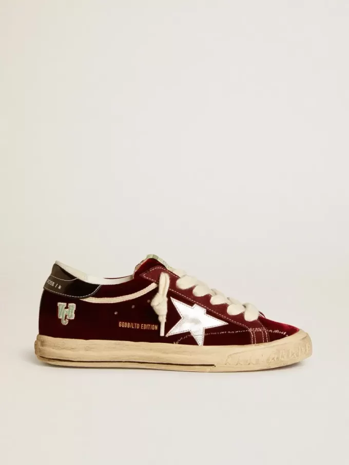 Super-Star LTD voor dames in fluweel met metallic leren ster en hielstuk