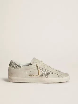 Super-Star LTD voor dames in ivoorkleurig nappaleer met platina glitterster en hielbandje.