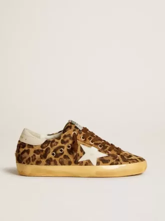 Super-Star LTD voor dames in ponyhuid met luipaardprint, met leren ster en hiellip.