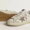 Super-Star LTD voor dames met beige suède ster en hielstuk en bloemenborduursel