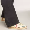 Super-Star LTD voor dames met geperforeerde ster en metallic leren hielstuk