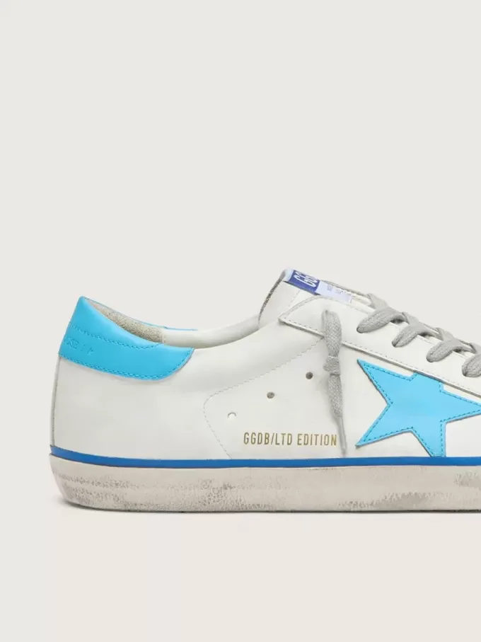 Super-Star LTD voor heren in wit leer met lichtblauwe leren ster en hielstuk