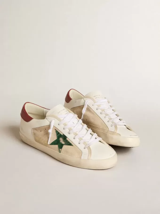 Super-Star LTD voor heren van suède met groene metallic ster en rode hielband