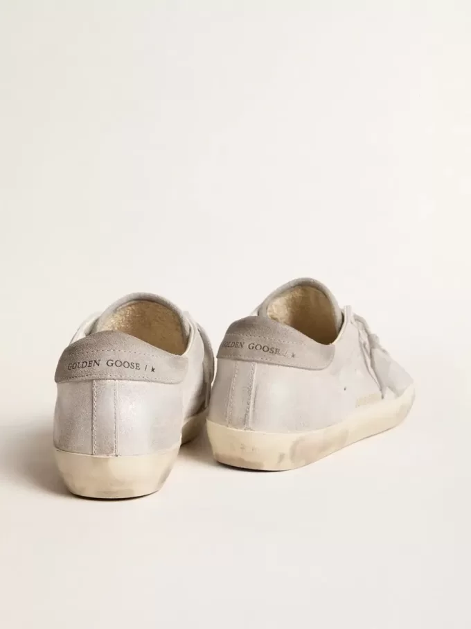 Super-Star sneakers van grijs-wit leer met glittereffect en leren ster